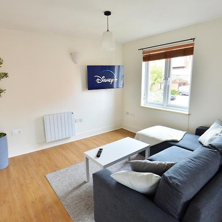 Stylish 2Br Flat - 2 Free Parking Spaces - Near Lgw Airport كرولي المظهر الخارجي الصورة