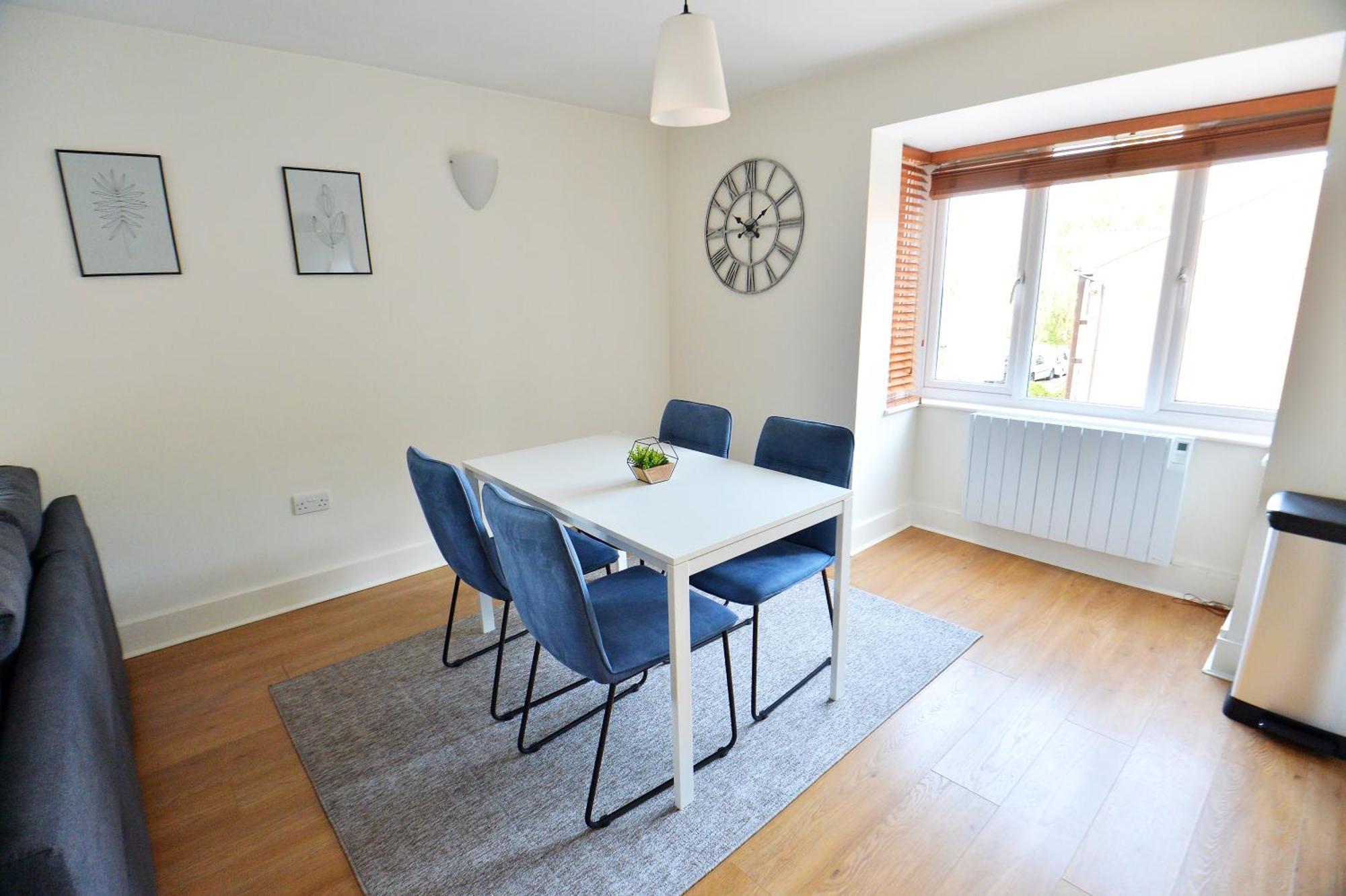 Stylish 2Br Flat - 2 Free Parking Spaces - Near Lgw Airport كرولي المظهر الخارجي الصورة